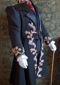 Biedermeier-Herrenkost�m