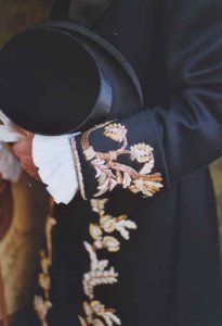 Biedermeier-Herrenkost�m